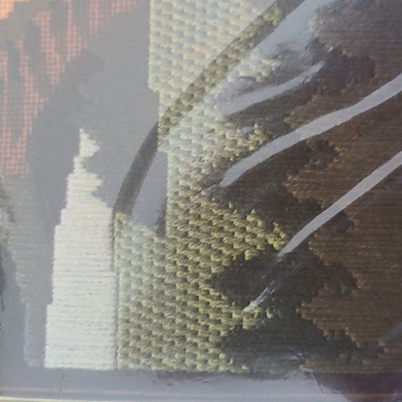 Noble Eagle crewel embroidery kit with Persian wool yarn.  By Creative Circle - Picture 8 of 13